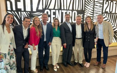 Altos ejecutivos de Banco Santander se reúnen con representantes del Network CIN-V21